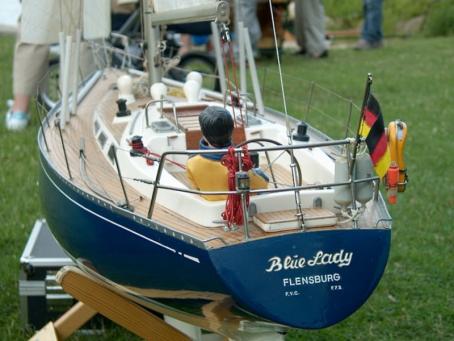 Nautor's Swan 44 BLUE LADY